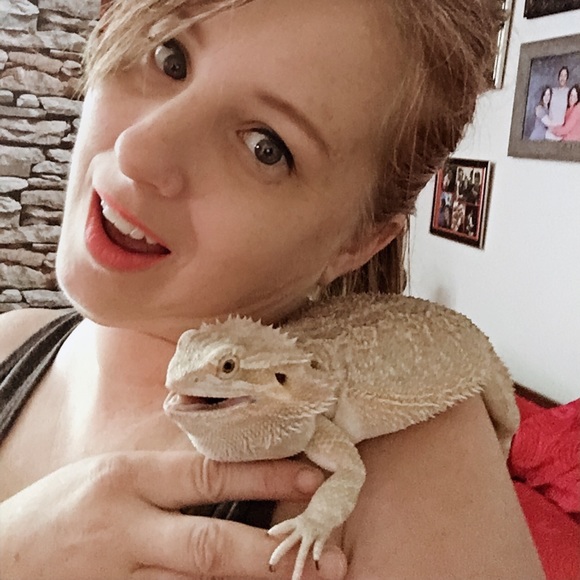 Meet your Posher, Rebekah - Picture 7 of 8